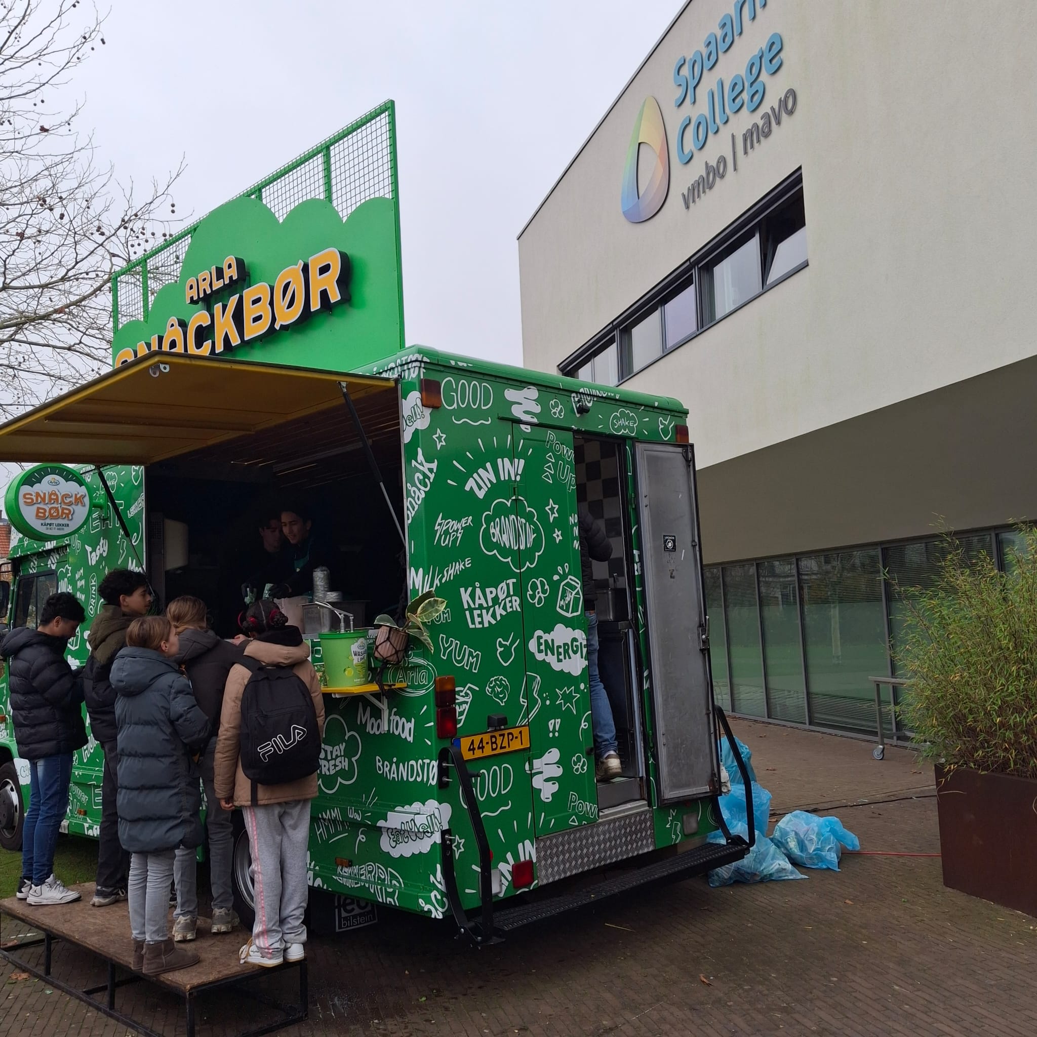 Be yourself take over Spaarne College - 2